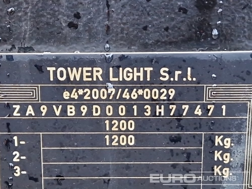 Mat d'éclairage 2013 Towerlight VB-9: photos 34 Mat d'éclairage 2013 Towerlight VB-9: photos 34