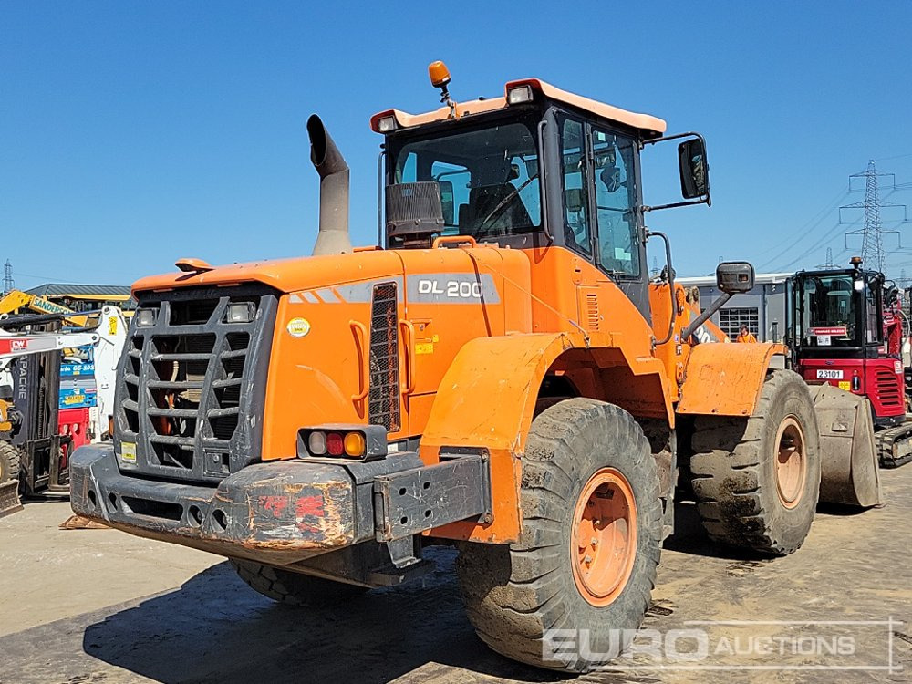 2014 Doosan DL200-3 - Chargeuse sur pneus: photos 5 2014 Doosan DL200-3 - Chargeuse sur pneus: photos 5