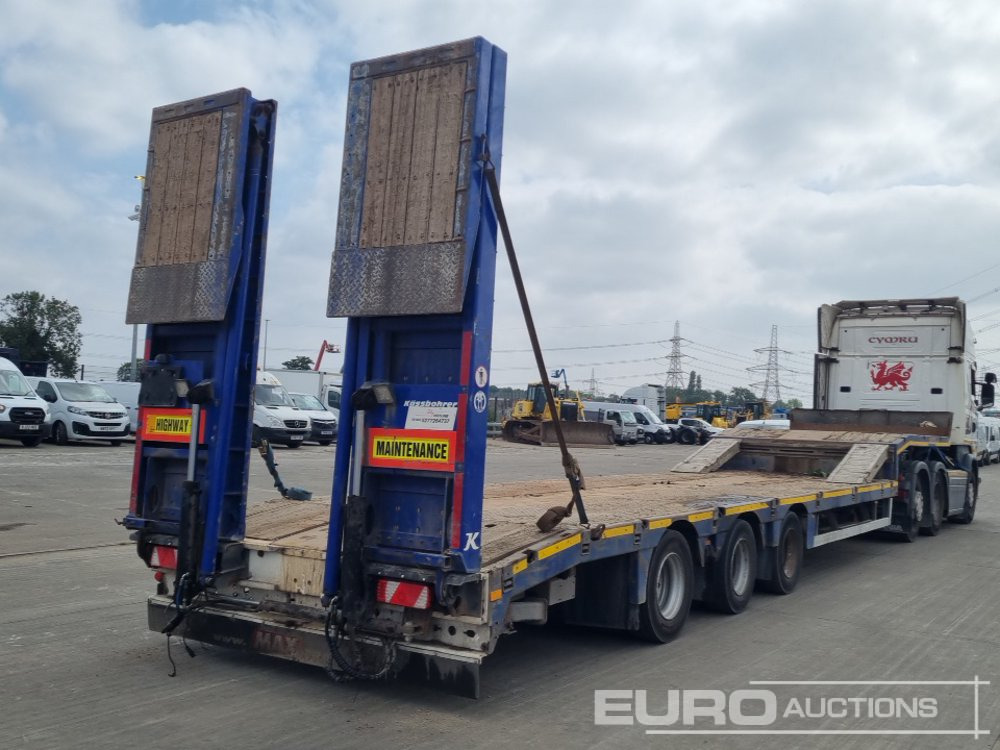 2014 Faymonville Tri Axle Step Frame Low Load Trailer, Neck Ramps, Hydraulic Flip Toe Ramps (Plating Certificate Available) - Semi-remorque surbaissé: photos 5 2014 Faymonville Tri Axle Step Frame Low Load Trailer, Neck Ramps, Hydraulic Flip Toe Ramps (Plating Certificate Available) - Semi-remorque surbaissé: photos 5