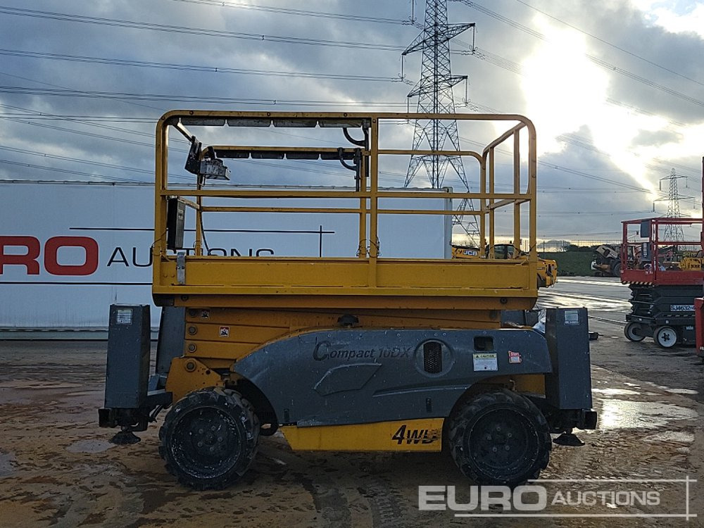 2014 Haulotte Compact 10DX - Nacelle ciseaux: photos 2 2014 Haulotte Compact 10DX - Nacelle ciseaux: photos 2