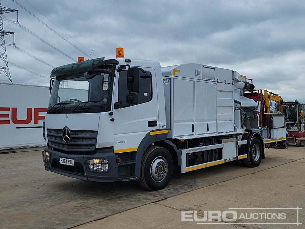 2014 Mercedes 1324 - Camion citerne: photos 1 2014 Mercedes 1324 - Camion citerne: photos 1