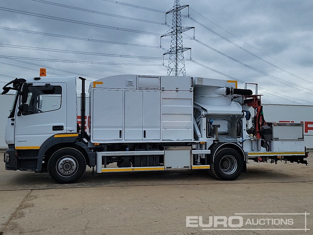 2014 Mercedes 1324 - Camion citerne: photos 2 2014 Mercedes 1324 - Camion citerne: photos 2