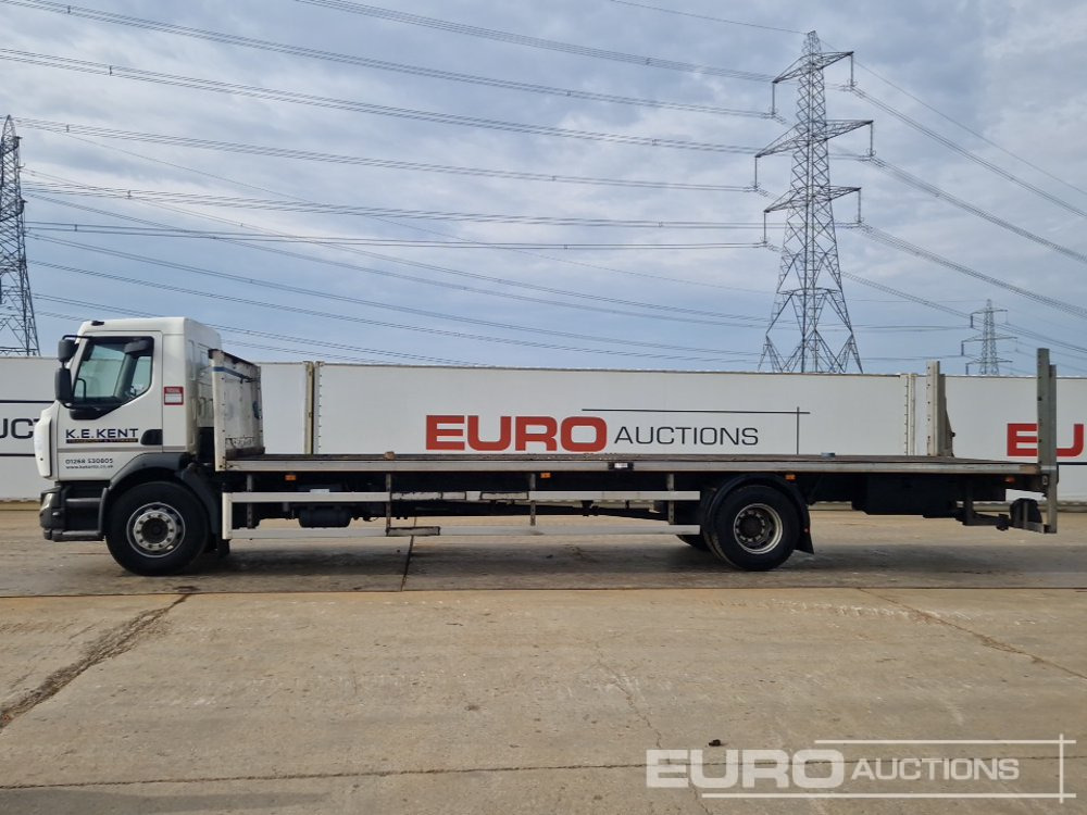2014 Renault D18 - Camion plateau: photos 2 2014 Renault D18 - Camion plateau: photos 2