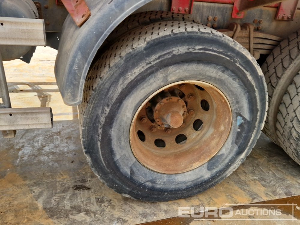 Camion malaxeur 2014 Scania P400: photos 11