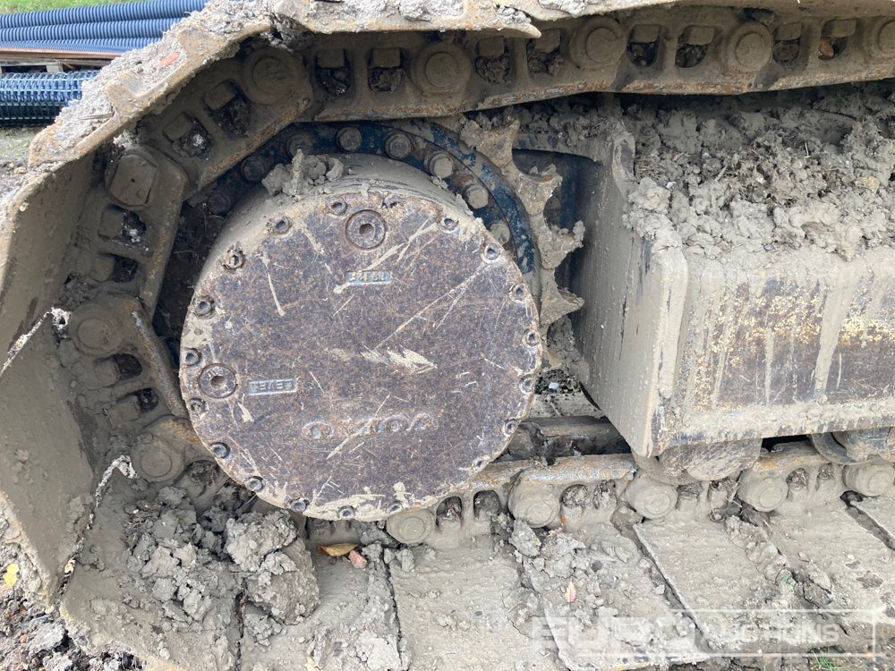 2014 Volvo EC220DL - Pelle sur chenille: photos 4 2014 Volvo EC220DL - Pelle sur chenille: photos 4