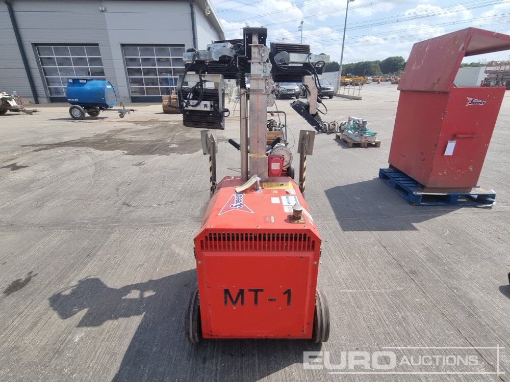 2015 Generac MT1 - Mat d'éclairage: photos 4 2015 Generac MT1 - Mat d'éclairage: photos 4