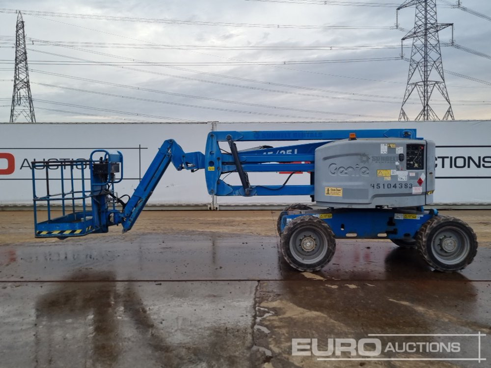 2015 Genie Z45/25J - Nacelle: photos 2 2015 Genie Z45/25J - Nacelle: photos 2