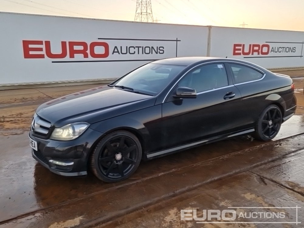 2015 Mercedes C250 AMG - Voiture: photos 1 2015 Mercedes C250 AMG - Voiture: photos 1