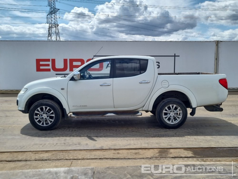 2015 Mitsubishi L200 Challenger - Pick-up: photos 2 2015 Mitsubishi L200 Challenger - Pick-up: photos 2