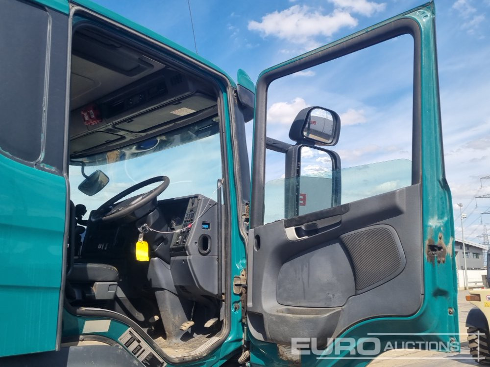 Camion benne 2015 Scania P370: photos 27