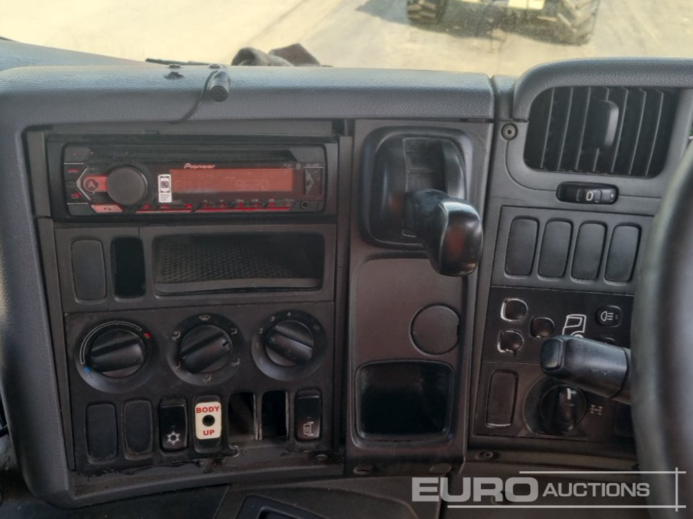 Camion benne 2015 Scania P370: photos 31