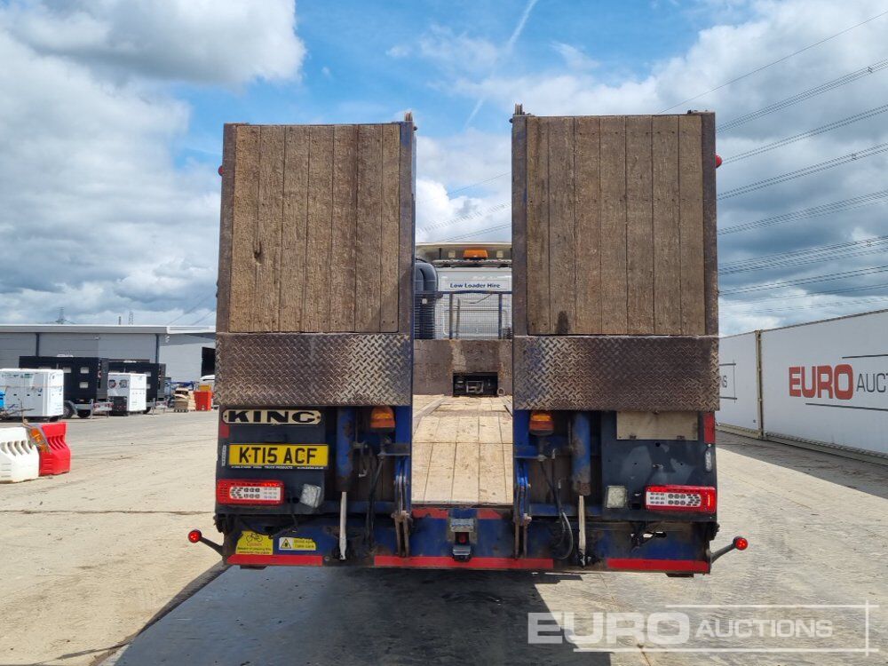 2015 Volvo FM 82F R - Camion plateau: photos 4 2015 Volvo FM 82F R - Camion plateau: photos 4
