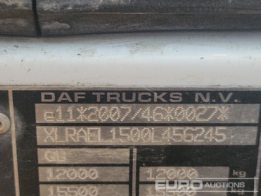 Camion plateau pour transport de équipements lourds 2016 DAF 210: photos 35 Camion plateau pour transport de équipements lourds 2016 DAF 210: photos 35