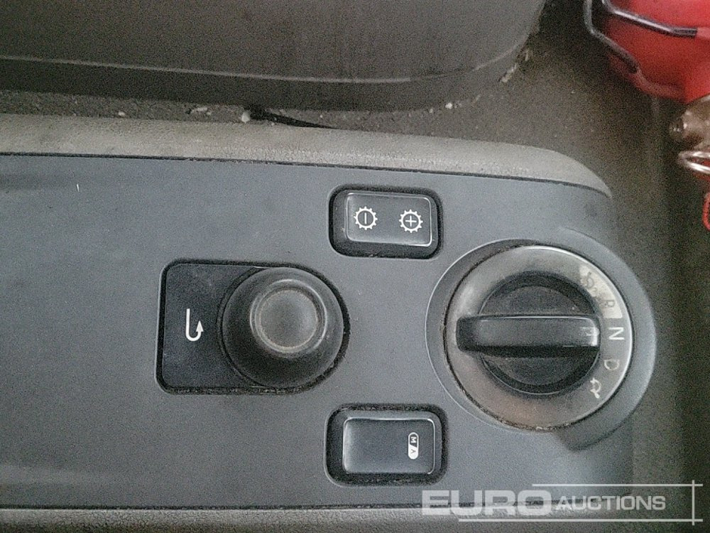 Camion plateau pour transport de équipements lourds 2016 DAF 210: photos 19 Camion plateau pour transport de équipements lourds 2016 DAF 210: photos 19