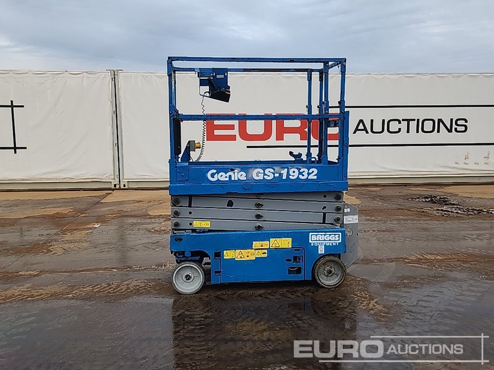 2016 Genie GS-1932 - Nacelle: photos 2 2016 Genie GS-1932 - Nacelle: photos 2