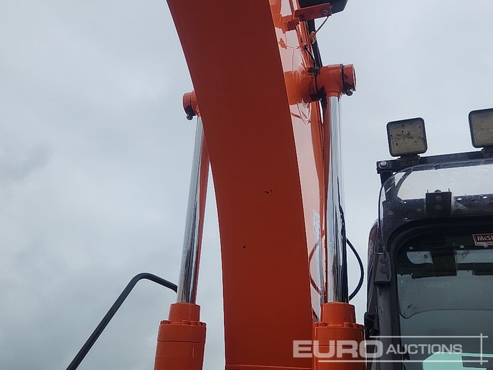 Pelle sur chenille 2016 Hitachi ZX130LCN-5B: photos 21