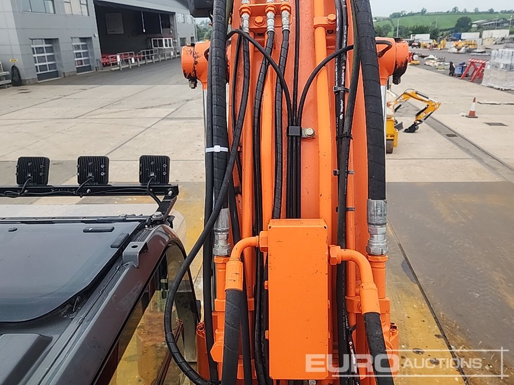 Pelle sur chenille 2016 Hitachi ZX130LCN-5B: photos 40