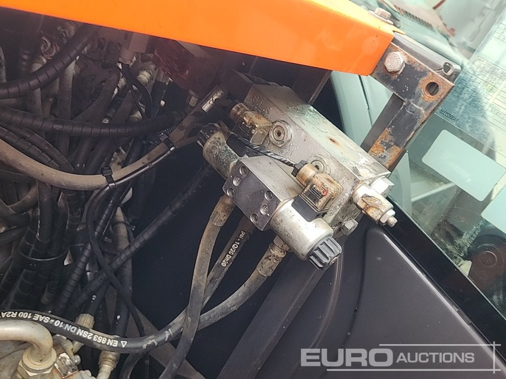 Pelle sur chenille 2016 Hitachi ZX130LCN-5B: photos 37