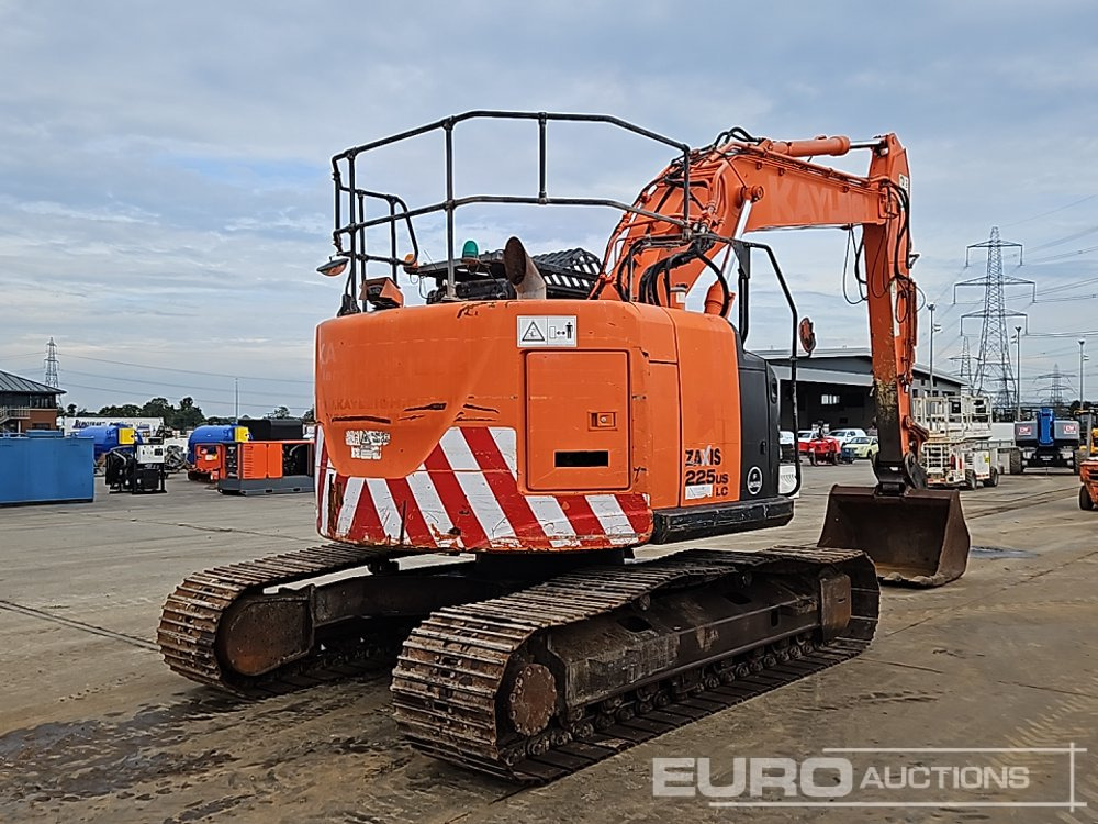 2016 Hitachi ZX225USLC-5B - Pelle sur chenille: photos 5 2016 Hitachi ZX225USLC-5B - Pelle sur chenille: photos 5