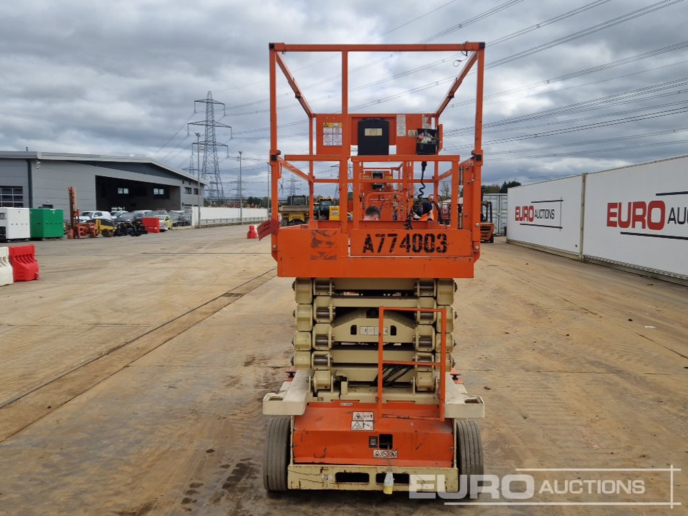 2016 JLG 10RS - Nacelle: photos 4 2016 JLG 10RS - Nacelle: photos 4