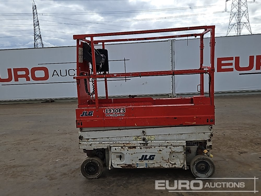 2016 JLG 1930ES - Nacelle: photos 2 2016 JLG 1930ES - Nacelle: photos 2