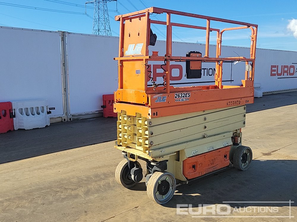 2016 JLG 2632ES - Nacelle: photos 1 2016 JLG 2632ES - Nacelle: photos 1