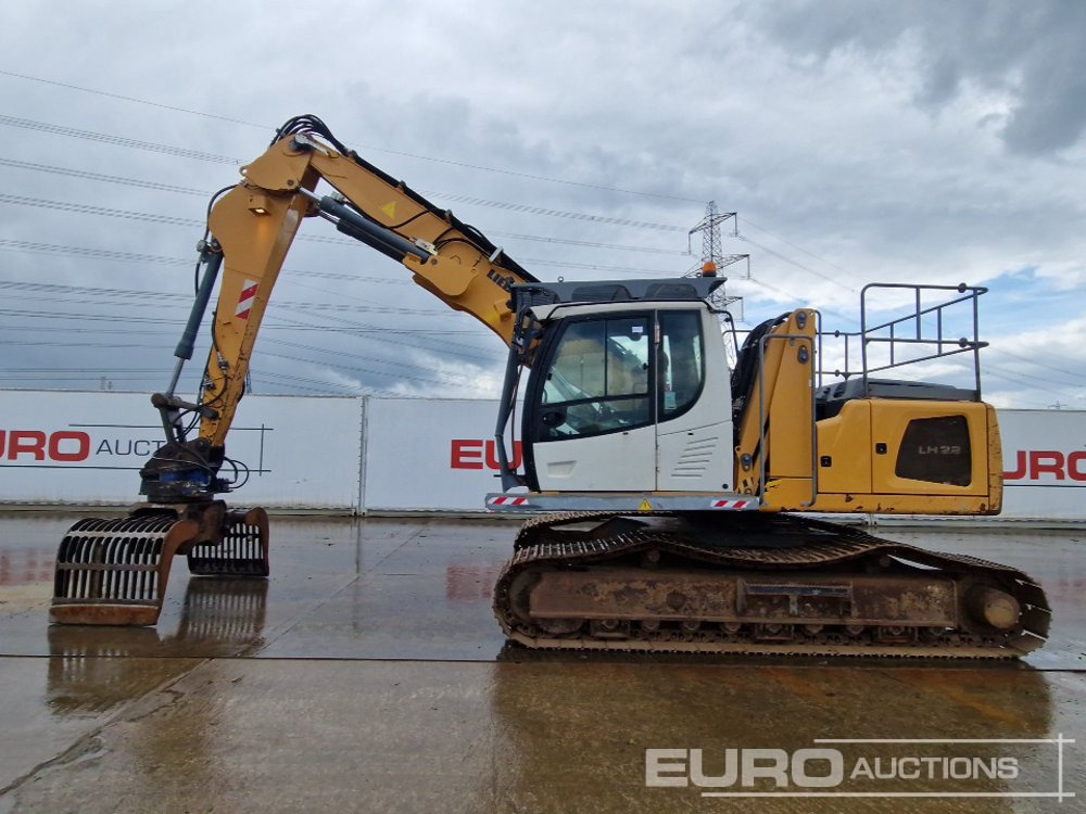 2016 Liebherr LH22C - Pelle sur chenille: photos 2 2016 Liebherr LH22C - Pelle sur chenille: photos 2