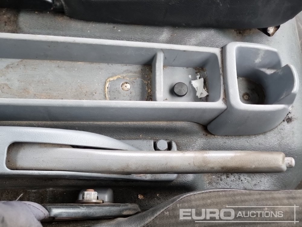Camion plateau pour transport de équipements lourds 2016 Mitsubishi Fuso 7C18: photos 28