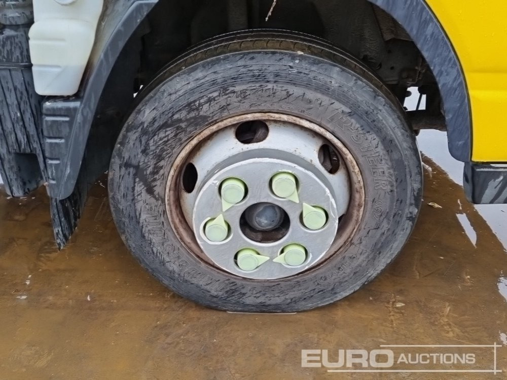 Camion plateau pour transport de équipements lourds 2016 Mitsubishi Fuso 7C18: photos 12