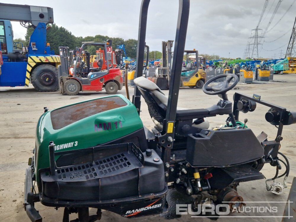 2016 Ransomes Highway 3 - Matériel de chantier: photos 4 2016 Ransomes Highway 3 - Matériel de chantier: photos 4