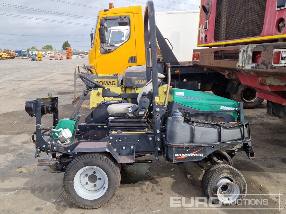 2016 Ransomes Highway 3 - Matériel de chantier: photos 2 2016 Ransomes Highway 3 - Matériel de chantier: photos 2