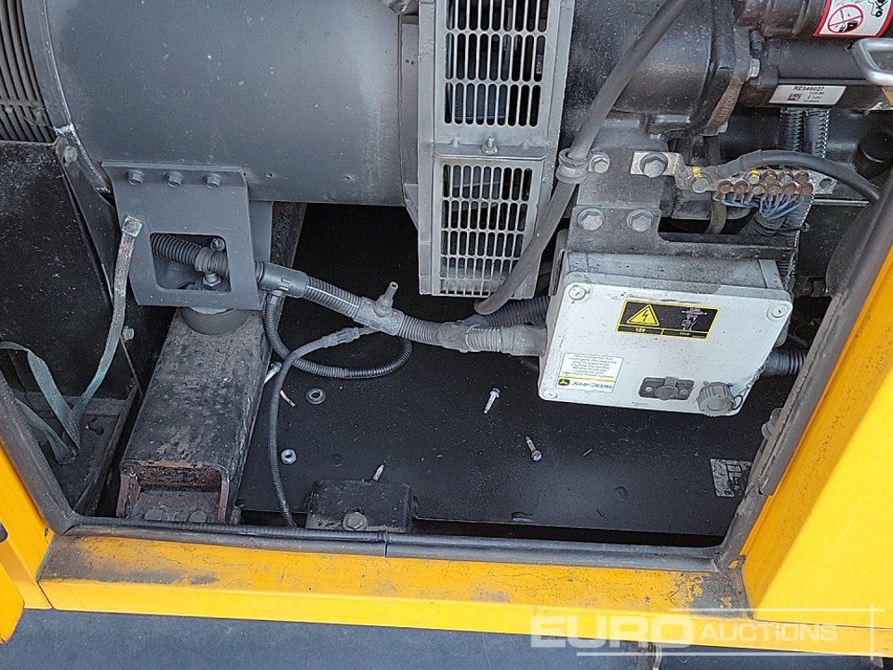 Groupe électrogène 2016 SDMO R110C3: photos 15