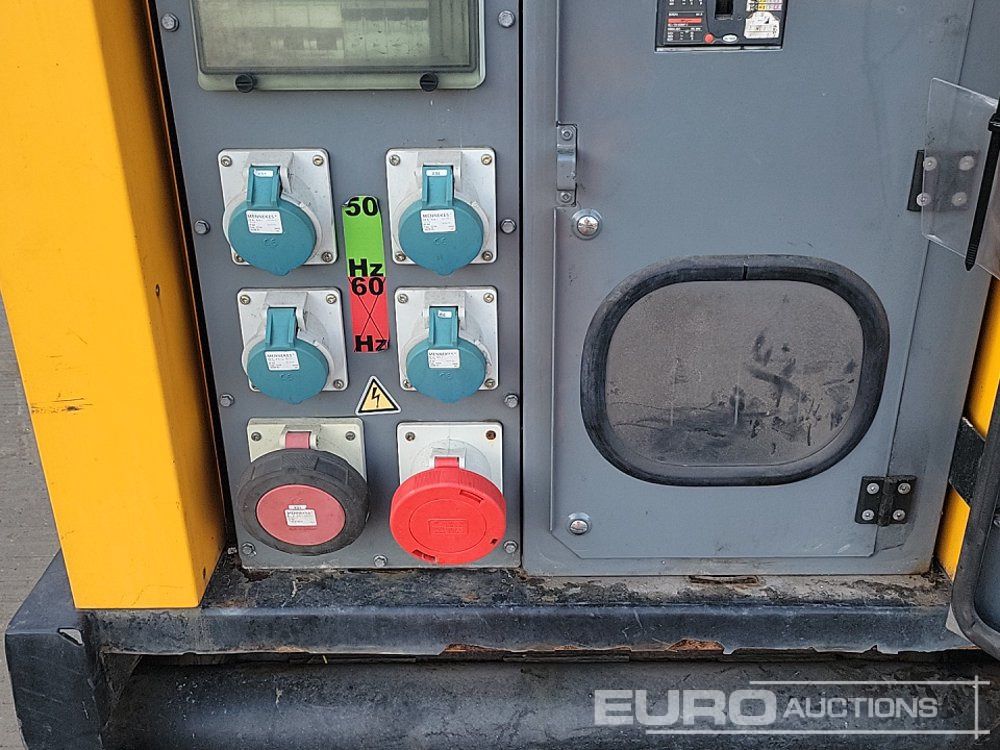 Groupe électrogène 2016 SDMO R110C3: photos 12