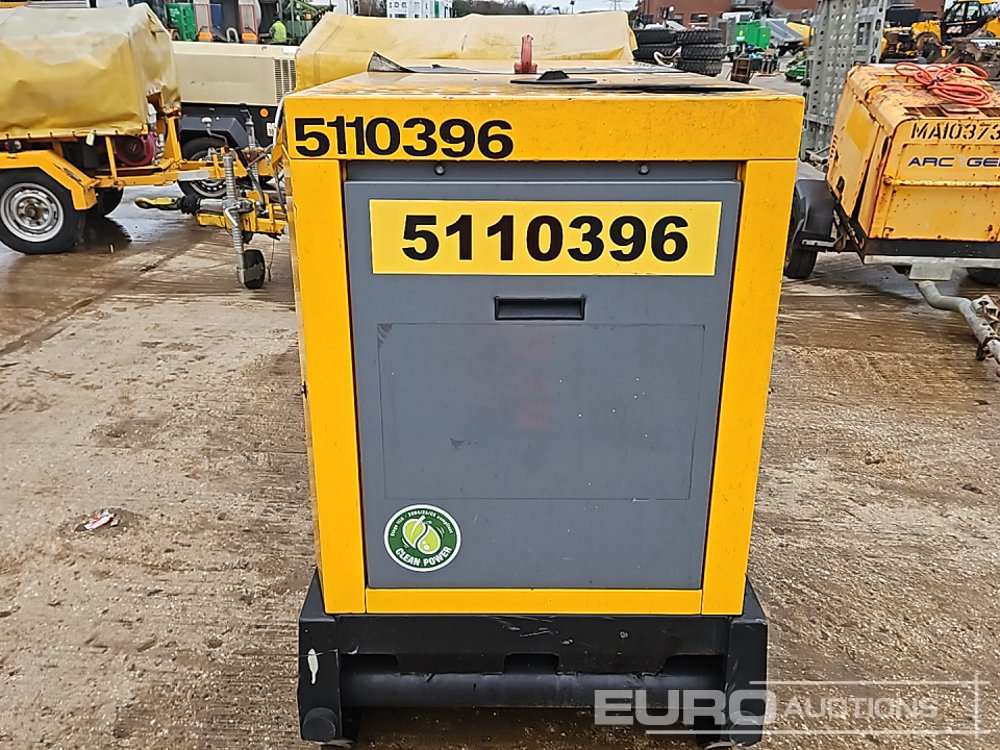 2016 SDMO R22C3 - Groupe électrogène: photos 4 2016 SDMO R22C3 - Groupe électrogène: photos 4