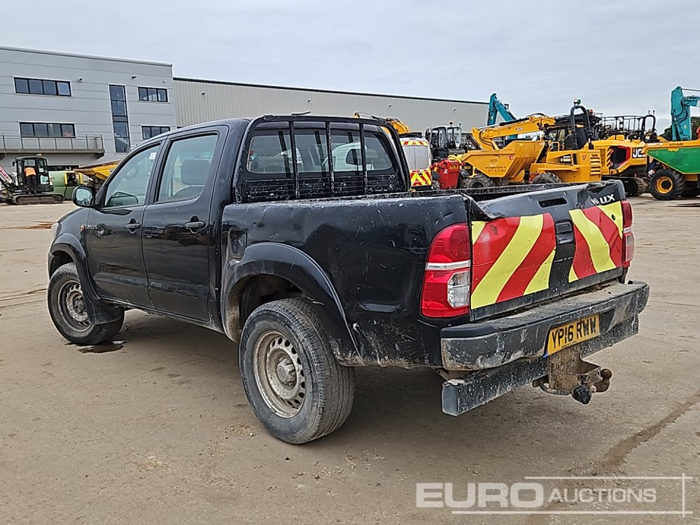 2016 Toyota Hilux - Pick-up: photos 3 2016 Toyota Hilux - Pick-up: photos 3