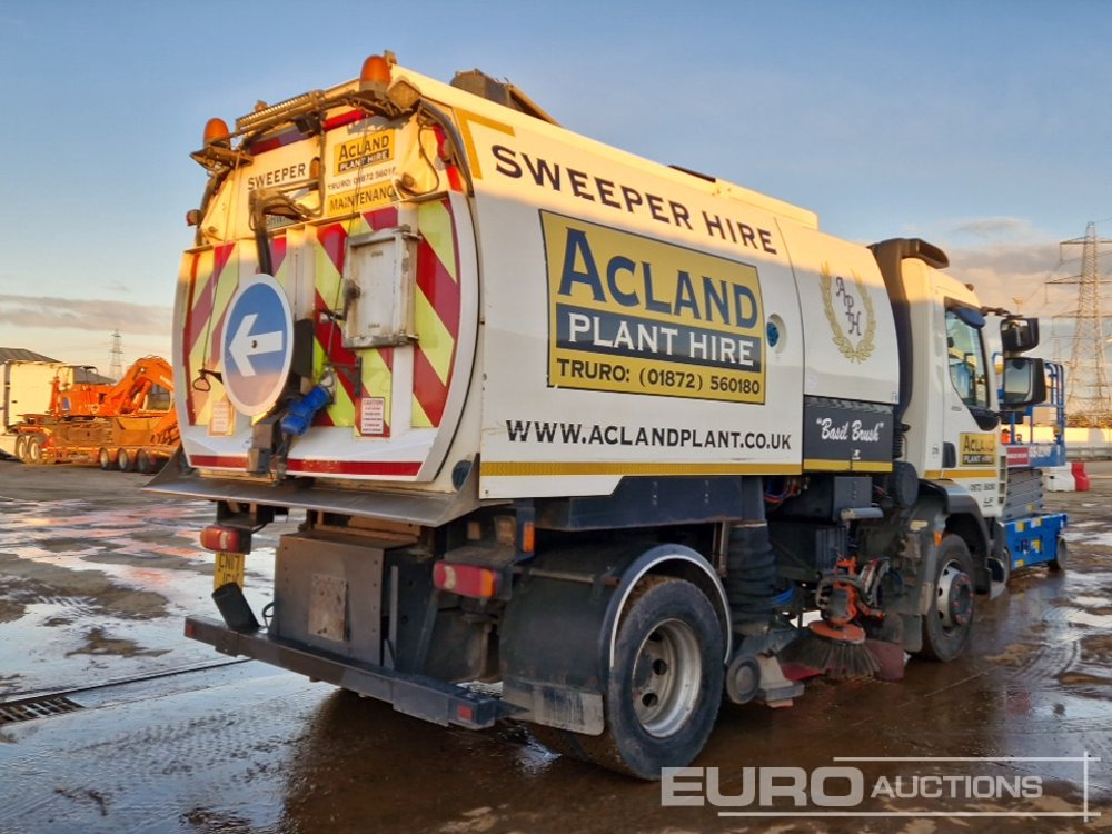 2017 DAF LF220 - Balayeuse de voirie: photos 5 2017 DAF LF220 - Balayeuse de voirie: photos 5