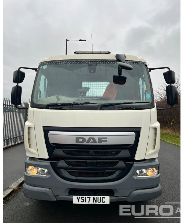 2017 DAF LF260 - Camion plateau: photos 5 2017 DAF LF260 - Camion plateau: photos 5