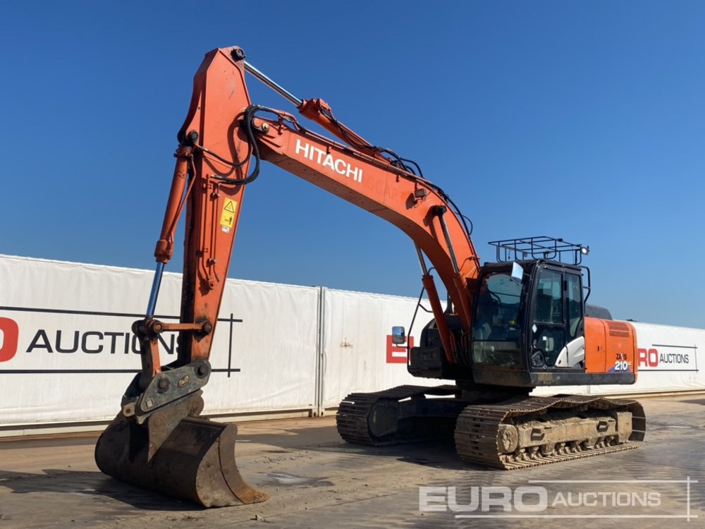 2017 Hitachi ZX210LC-6 - Pelle sur chenille: photos 1 2017 Hitachi ZX210LC-6 - Pelle sur chenille: photos 1