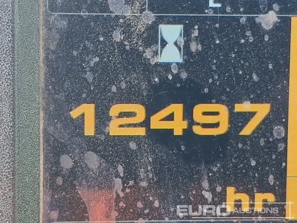 Pelle sur chenille 2017 JCB JS145LC 4F: photos 48 Pelle sur chenille 2017 JCB JS145LC 4F: photos 48