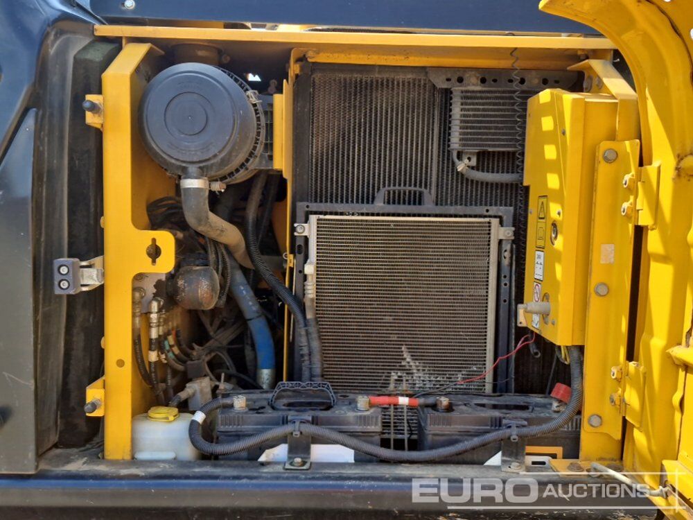Pelle sur chenille 2017 JCB JS145LC 4F: photos 33 Pelle sur chenille 2017 JCB JS145LC 4F: photos 33