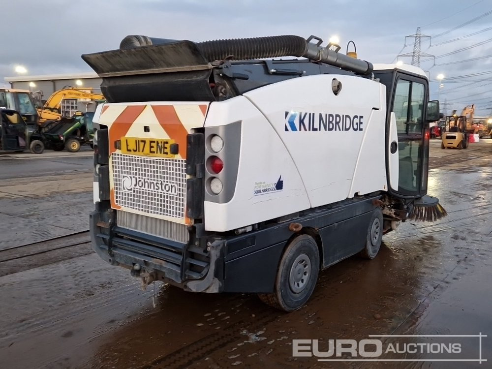 2017 Johnston 4x2 Road Sweeper, Reverse Camera, Automatic Gearbox - Balayeuse de voirie: photos 5 2017 Johnston 4x2 Road Sweeper, Reverse Camera, Automatic Gearbox - Balayeuse de voirie: photos 5