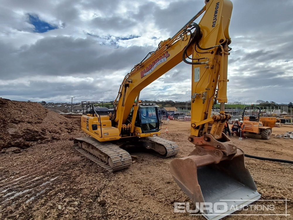 2017 Komatsu PC210LC-11 - Pelle sur chenille: photos 2 2017 Komatsu PC210LC-11 - Pelle sur chenille: photos 2