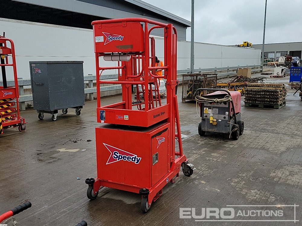 2017 Laing Access Platforms SS130 - Matériel de chantier: photos 1 2017 Laing Access Platforms SS130 - Matériel de chantier: photos 1