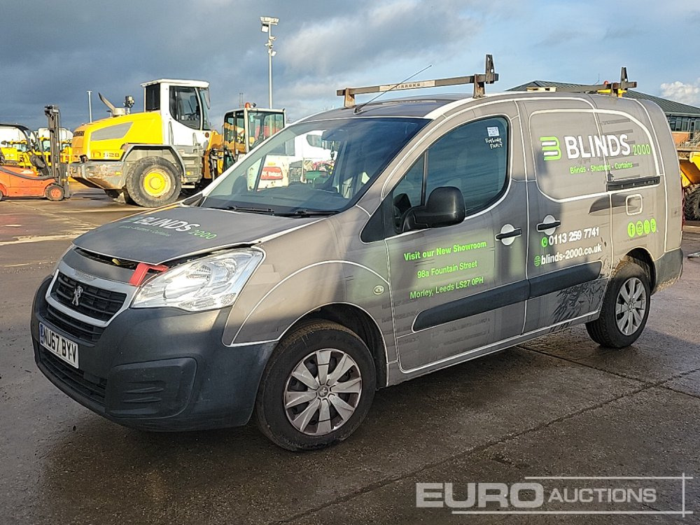 2017 Peugeot Partner - Fourgonnette: photos 1 2017 Peugeot Partner - Fourgonnette: photos 1