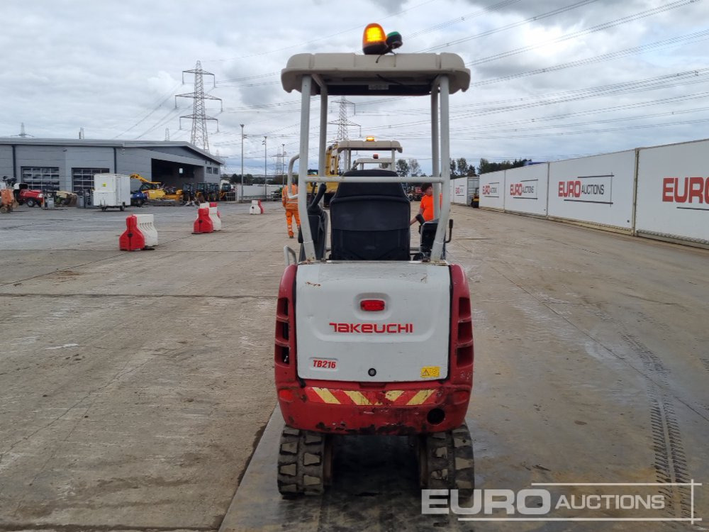2017 Takeuchi TB216 - Mini pelle: photos 4 2017 Takeuchi TB216 - Mini pelle: photos 4