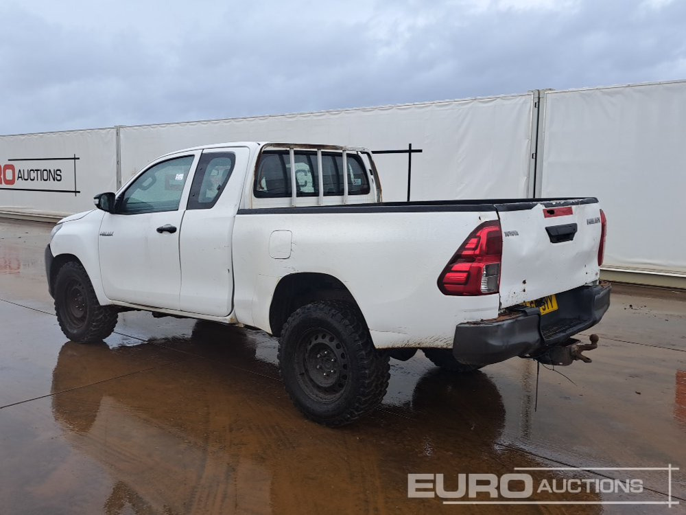 2017 Toyota Hilux - Pick-up: photos 3 2017 Toyota Hilux - Pick-up: photos 3