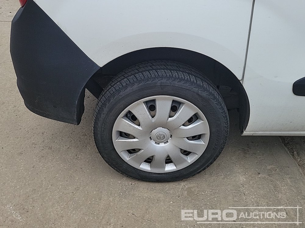 Utilitaire double cabine 2017 Vauxhall Combo: photos 11