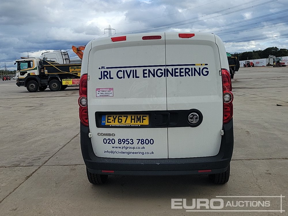 2017 Vauxhall Combo - Utilitaire double cabine: photos 4 2017 Vauxhall Combo - Utilitaire double cabine: photos 4