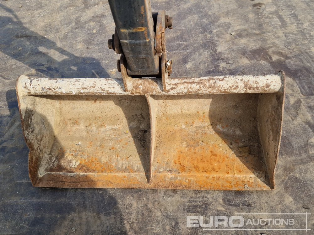 Mini pelle 2017 Volvo EC18D: photos 28