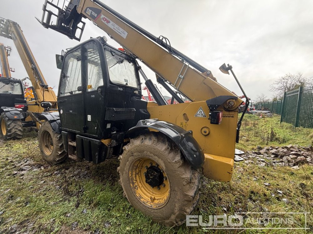 2018 CAT TH414 - Chariot télescopique: photos 2 2018 CAT TH414 - Chariot télescopique: photos 2